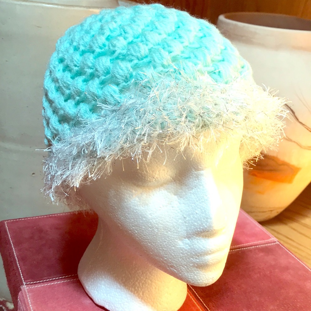 "Elsa" Handmade sparkle-brim knit hat for kids